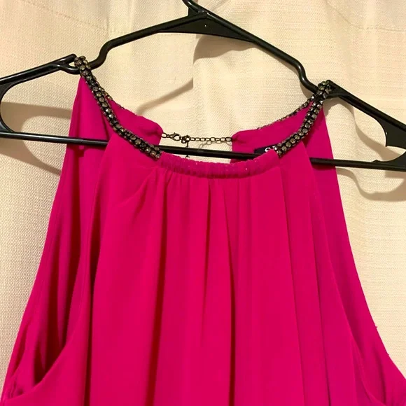 Pink chiffon dress 🌸 - Picture 2 of 4